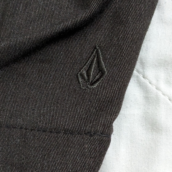 Mens Volcom Shorts 34 - Picture 4 of 4